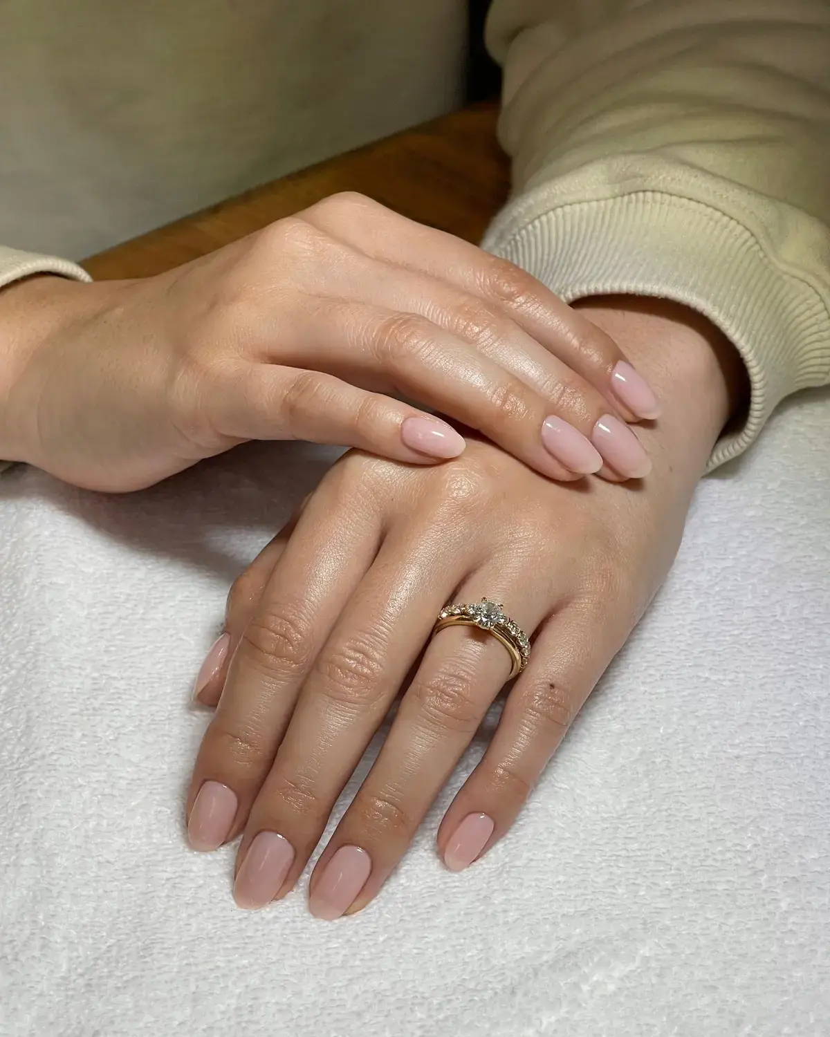 Celebritățile aprobate de Chiffon Nails au ajuns în centru