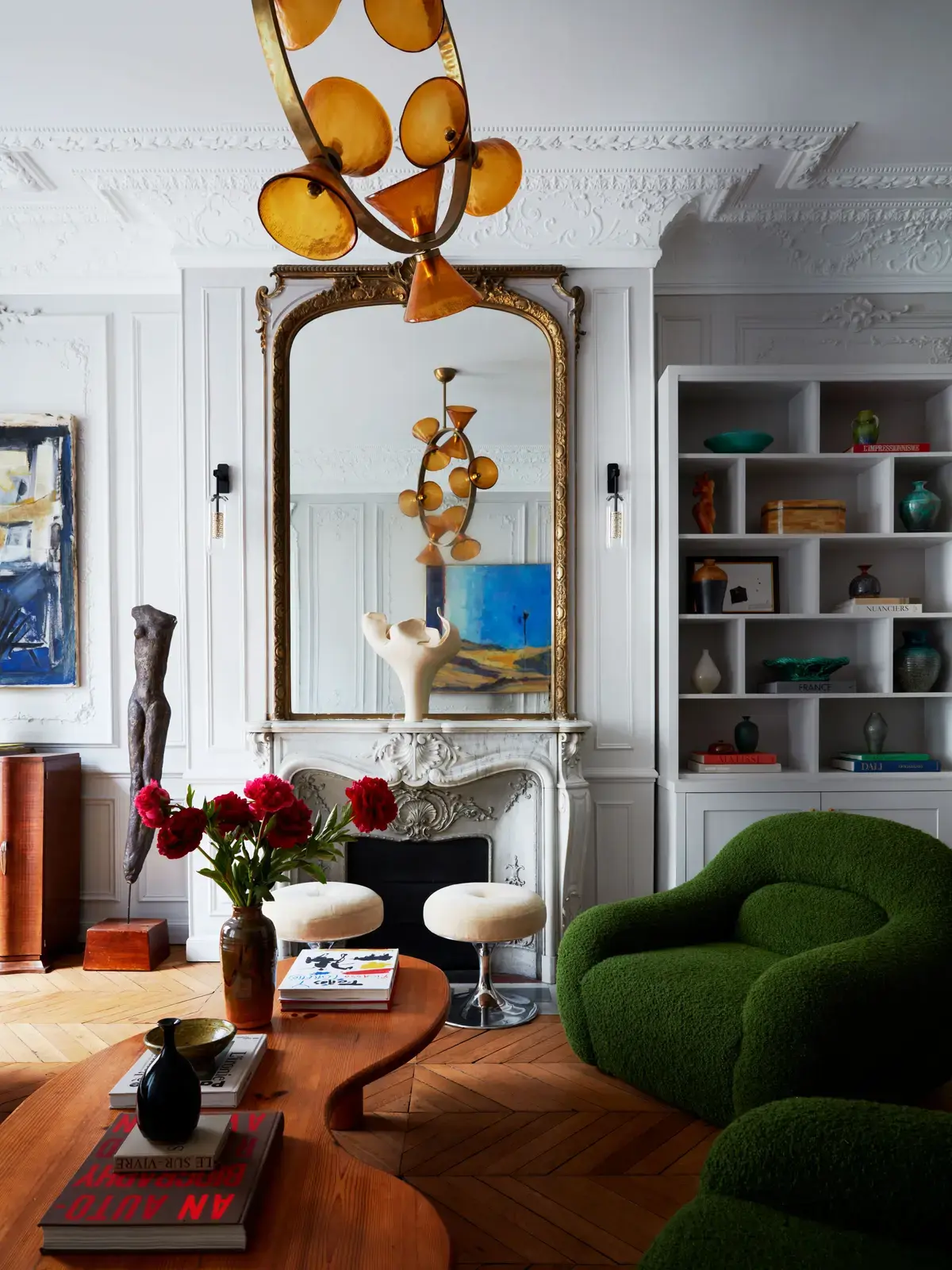 Christian Siriano transformă un apartament istoric din Paris