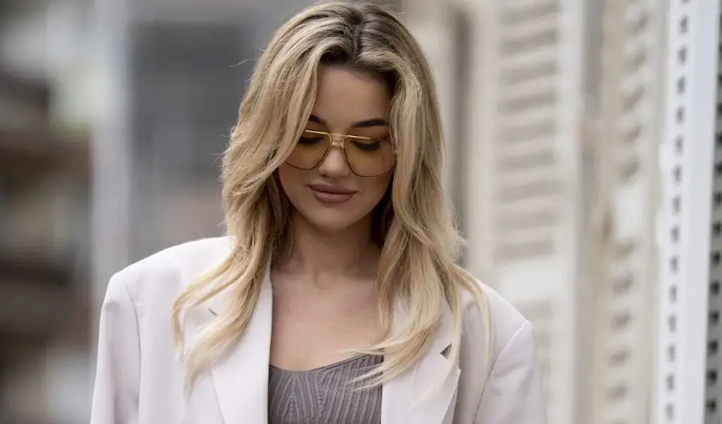 ELLE FASHION: Febra 103° și secretele verii perfecte