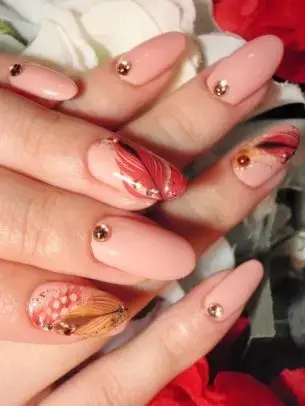 Idei de manichiuri drăguțe și distractive pentru un look modern