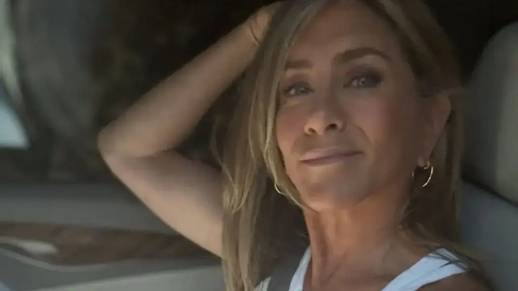 Jennifer Aniston: eleganță fără timp