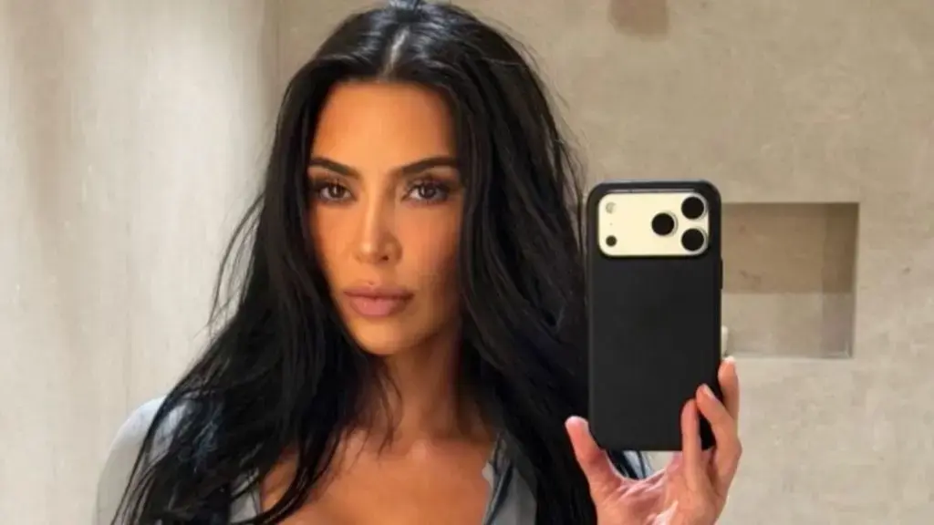 Kim Kardashian aduce Glamour WAG la Monaco