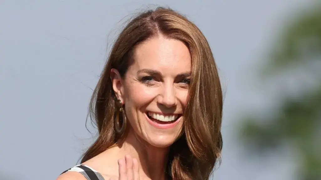 Prințesa de Wales, apariție inedită la polo: Eleganță în carouri gingham
